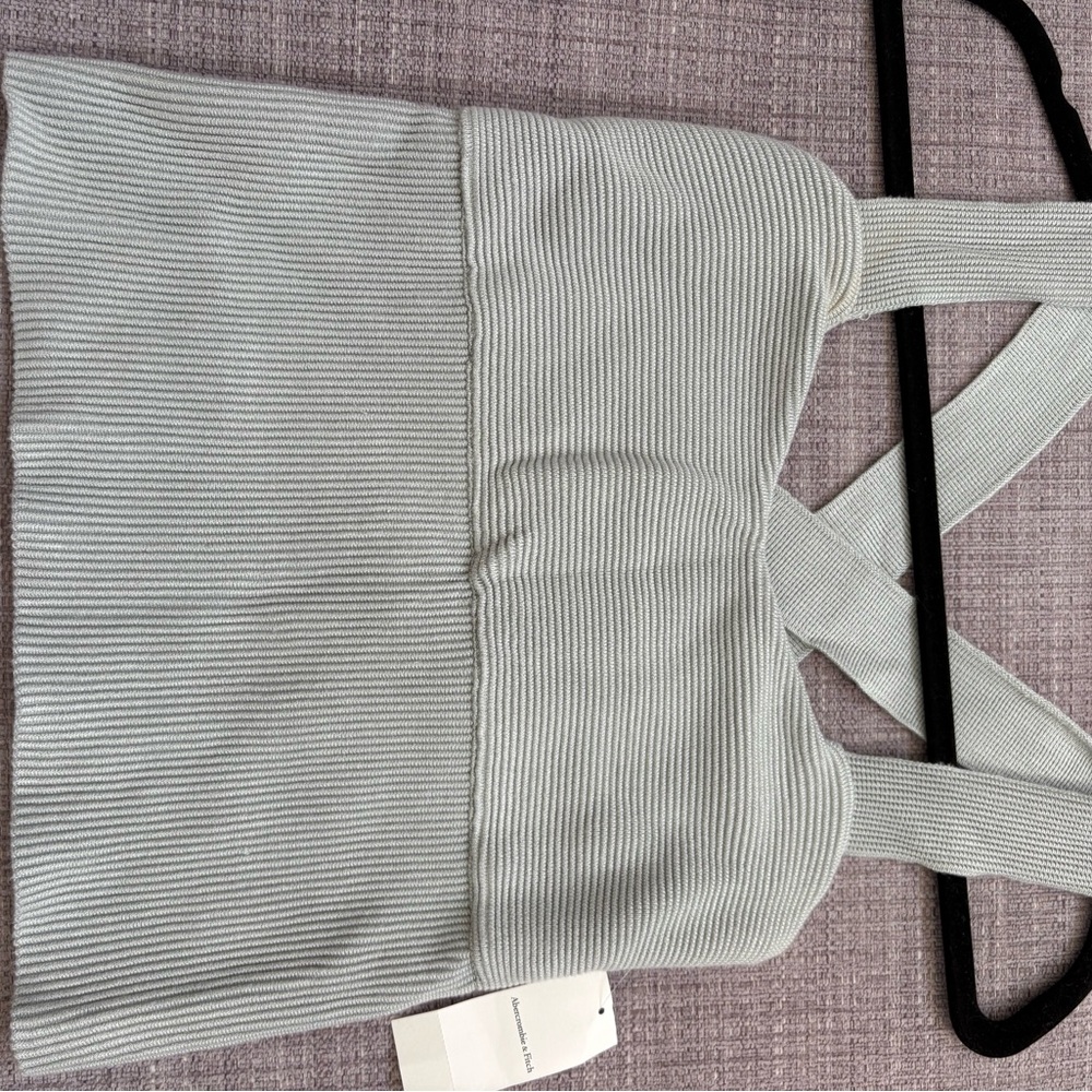 NWT Abercrombie & Fitch Ribbed Knit Top